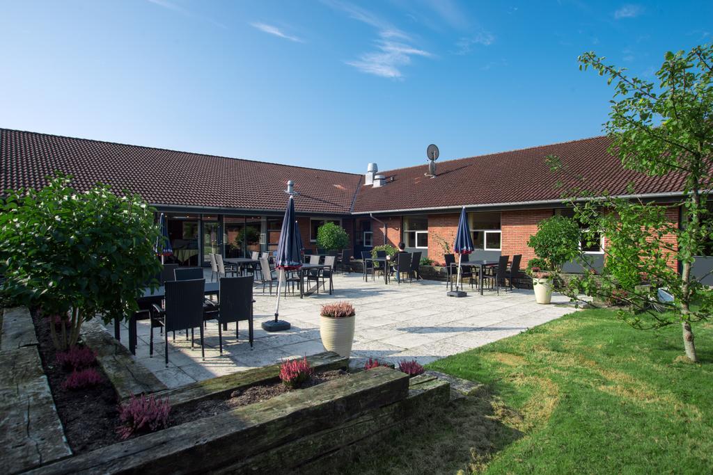 Lynggaarden Hotel