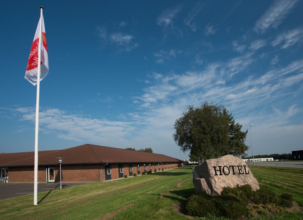 Hotel Lynggaarden 3*